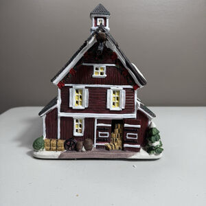 FG Square Horse Barn Lighted Porcelain Building W/ C7 Bulb Cord - Hand Painted!